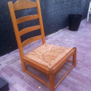 Spreekwoordelijk zitten